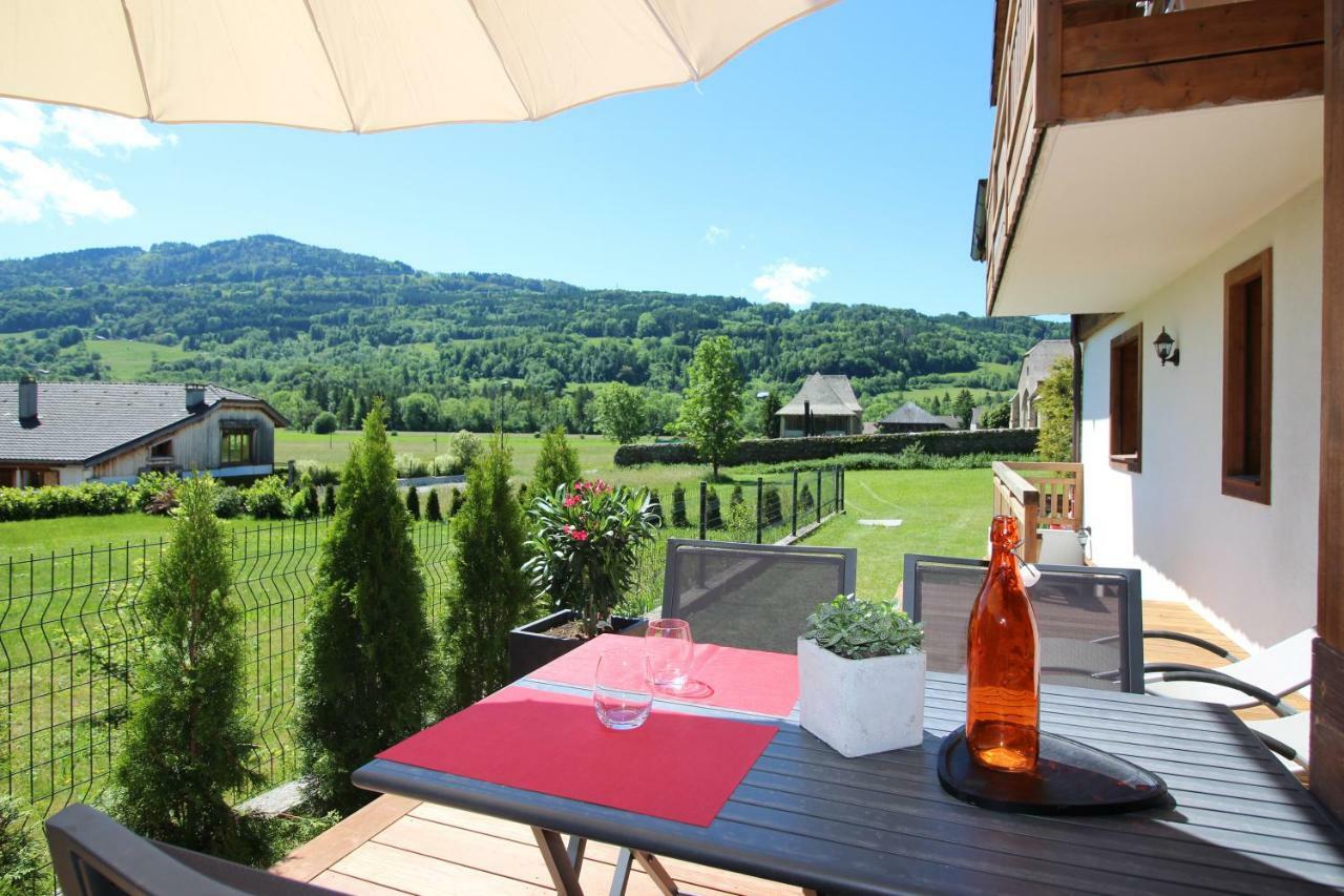 Gite Balneo Au Coeur Des Alpes Taninges Exterior photo
