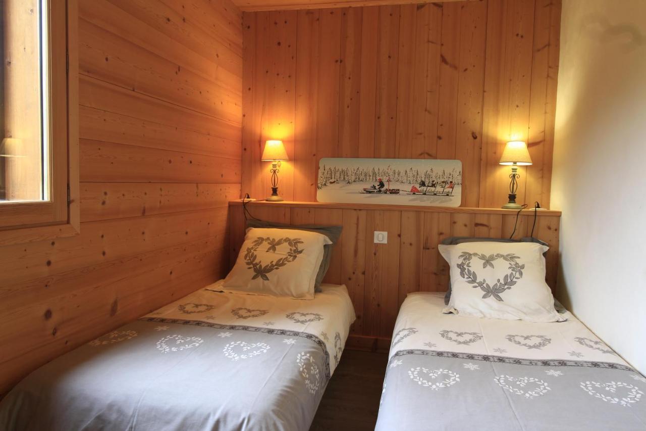 Gite Balneo Au Coeur Des Alpes Taninges Exterior photo